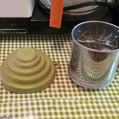 Lot 505: Vintage MCM Kitchen Lot: Metal Serving Trays, Coffee Maker, Chrome Blender and More
