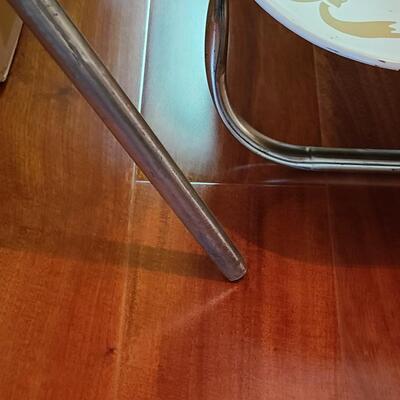 Lot 505: Vintage MCM Kitchen Lot: Metal Serving Trays, Coffee Maker, Chrome Blender and More