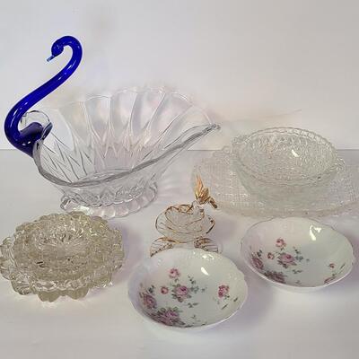 Lot 429: Blue Neck Swan Glass Server & Dainty Vintage Glass