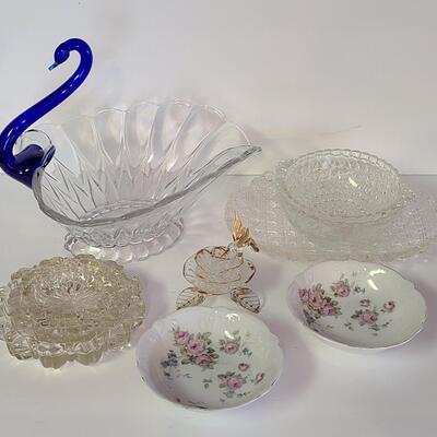 Lot 429: Blue Neck Swan Glass Server & Dainty Vintage Glass