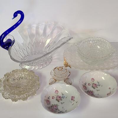 Lot 429: Blue Neck Swan Glass Server & Dainty Vintage Glass