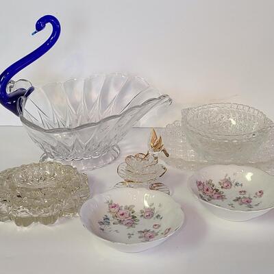 Lot 429: Blue Neck Swan Glass Server & Dainty Vintage Glass