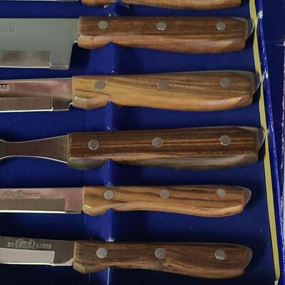 Lot 427: Prince of York Stainless Steel Knife/Cutlery Set