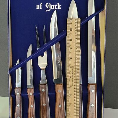 Lot 427: Prince of York Stainless Steel Knife/Cutlery Set