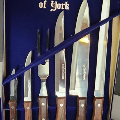 Lot 427: Prince of York Stainless Steel Knife/Cutlery Set