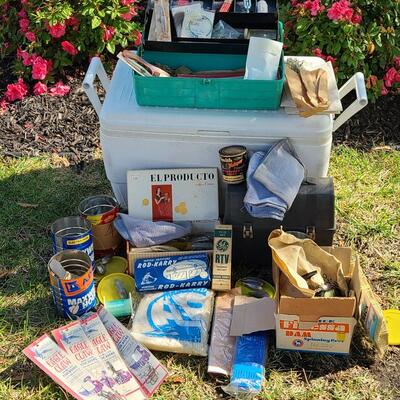 Lot 421: Vintage Fishing Supplies: Igloo Fishing Cooler, New Salt Water Reel and More