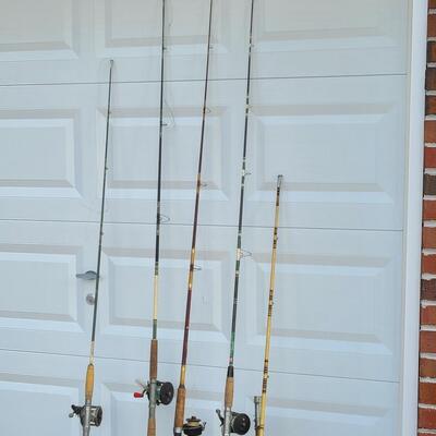 Lot 420: Vintage Fishing Rods and Reels