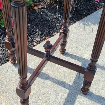 Lot G1: Antique Petite Octagon Table/Plant Stand (Unique Top)