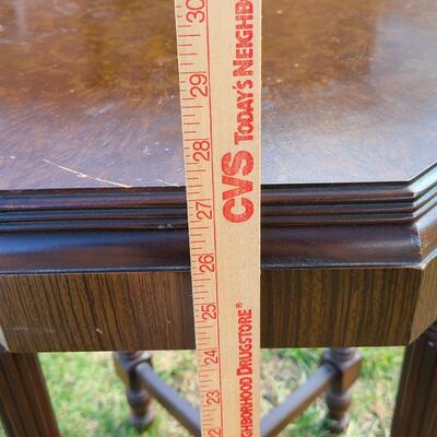 Lot G1: Antique Petite Octagon Table/Plant Stand (Unique Top)