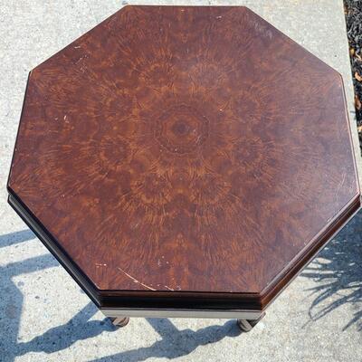Lot G1: Antique Petite Octagon Table/Plant Stand (Unique Top)