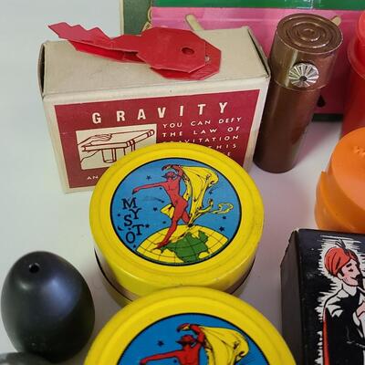 Lot 415: Large Lot of Vintage Magic Tricks and Sets (Adams' Collectibles Sets in Boxes)