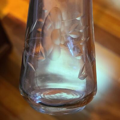 Lot 369: Vintage Glassware: Depression Glass, Cake Stand, Salt & Peppers