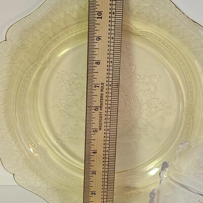 Lot 369: Vintage Glassware: Depression Glass, Cake Stand, Salt & Peppers