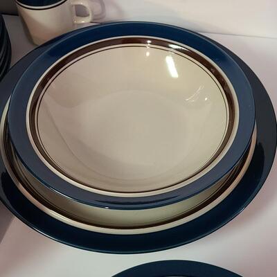 Lot 366: MCM Vintage Carousel Stone Ware Dish Set (802 Blue Made In Japan)