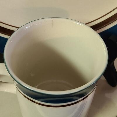 Lot 366: MCM Vintage Carousel Stone Ware Dish Set (802 Blue Made In Japan)
