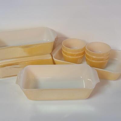 Lot 343: Vintage Fire King Bread Baking and Custard Dishes