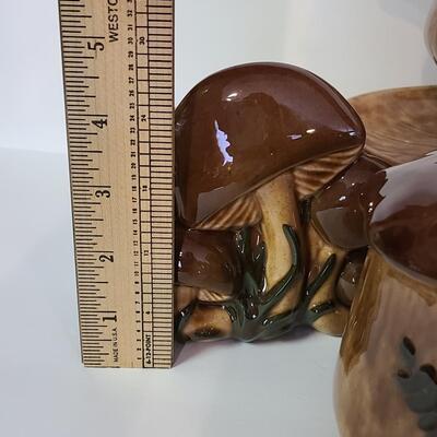 Lot 321: MCM Mushroom Kitchen Ware (Napkin Holder, S&P, Sugar/Creamer etc)