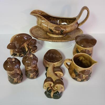 Lot 321: MCM Mushroom Kitchen Ware (Napkin Holder, S&P, Sugar/Creamer etc)