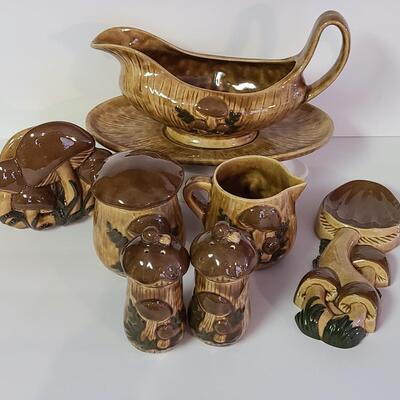 Lot 321: MCM Mushroom Kitchen Ware (Napkin Holder, S&P, Sugar/Creamer etc)