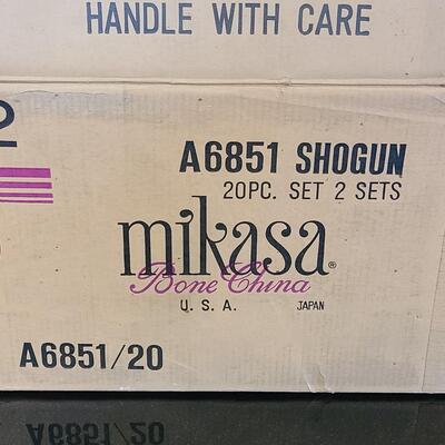 Lot 320: Mikasa Bone China 