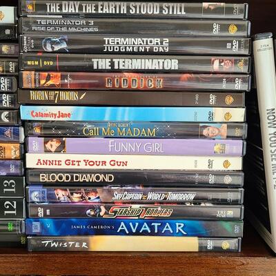 Lot 339: Large DVD Lot: Aliens 1-3, Predator, Teminator 1-3, Star Trek and More!