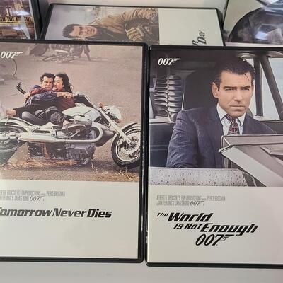 Lot 337: Bond/007 DVD Lot