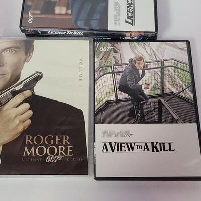 Lot 337: Bond/007 DVD Lot