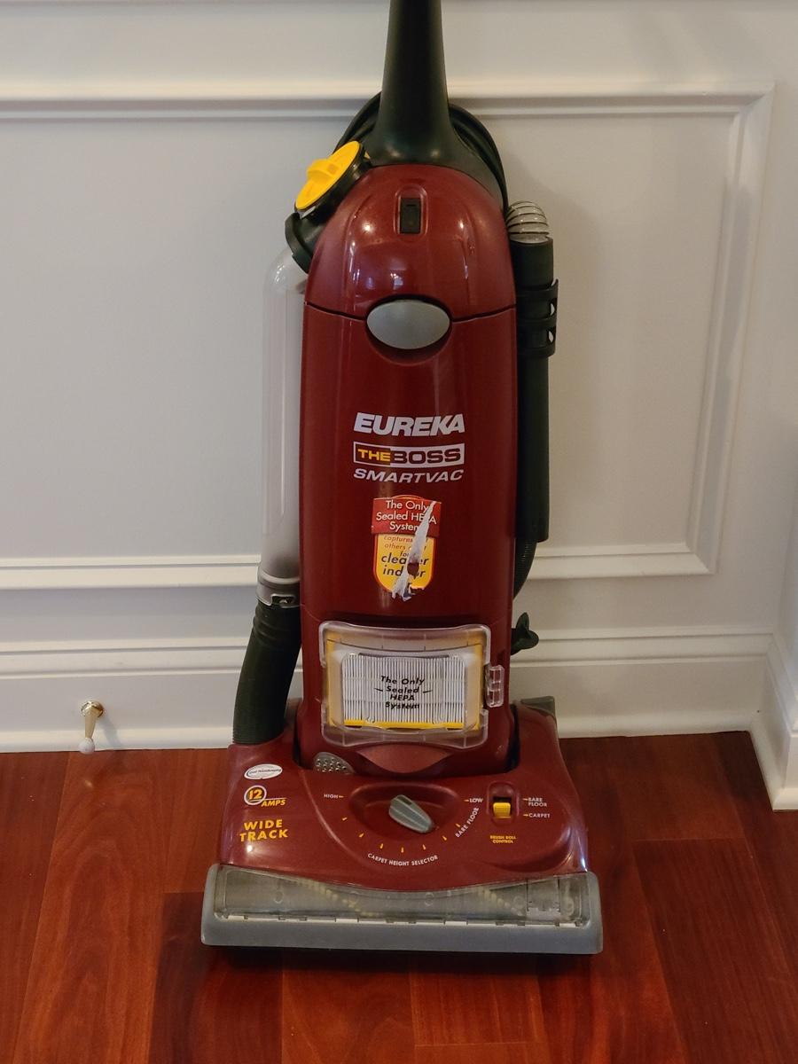 Lot 318 Eureka "The Boss" Smartvac Vacuum With Bags