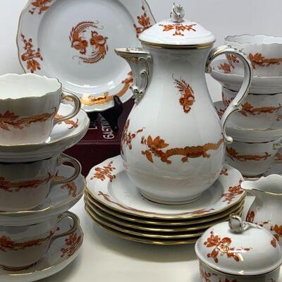 Meissen Porcelain Ming Dragon Pattern Coffee Set in Red, Twenty-One Piece Set