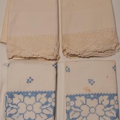 Lot 139: Vintage Handmade Pillowcase Sets (2)