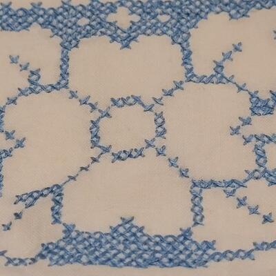Lot 139: Vintage Handmade Pillowcase Sets (2)