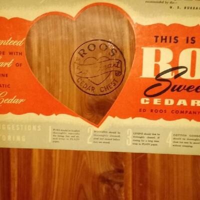 Genuine ED Roos Sweetheart Vintage Red Cedar Vintage Cedar Chest