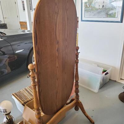 Vintage Full Length Mirror with Wooden Stand American Traditional Oval Dressing Floor Mirror 23