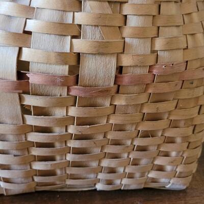 Lot 146: Primitive Wood Handle Gathering Basket