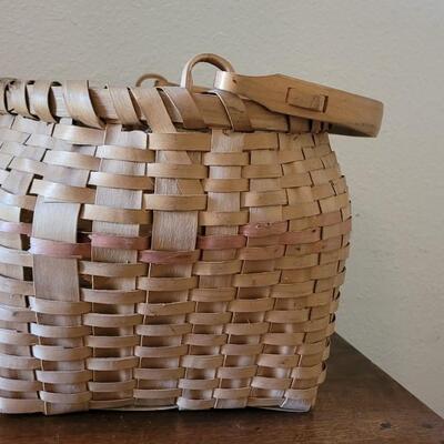 Lot 146: Primitive Wood Handle Gathering Basket