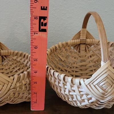Lot 150: Vintage Oval and Buttocks Gathering Baskets