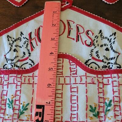 Lot 151: Vintage Needle Work Hot Pads and Holder