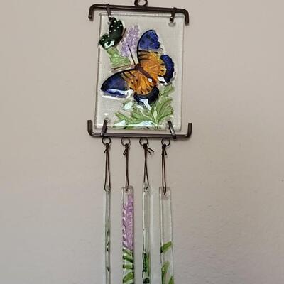 Lot 152: Glass Butterfly Windchime
