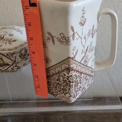 Lot 153: Antique Brown & White Transfer Ware - RIDGWAY, ARTHUR WOOD & W. & Co. HANLEY