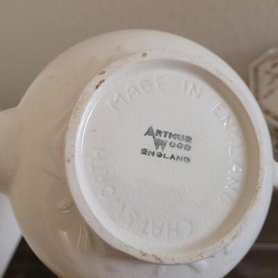 Lot 153: Antique Brown & White Transfer Ware - RIDGWAY, ARTHUR WOOD & W. & Co. HANLEY