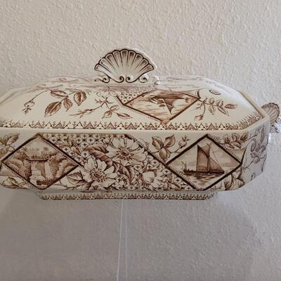 Lot 153: Antique Brown & White Transfer Ware - RIDGWAY, ARTHUR WOOD & W. & Co. HANLEY