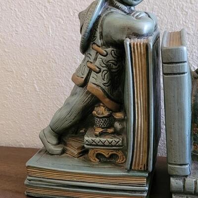Lot 154: Vintage 1964  Universal Statuary Corp Bookends
