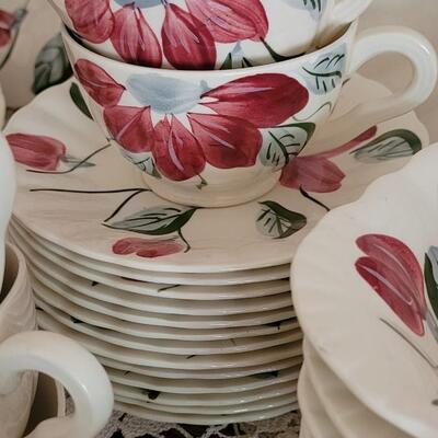 Lot 155: Blue Ridge Handpainted Poinsettia China Set