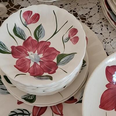 Lot 155: Blue Ridge Handpainted Poinsettia China Set