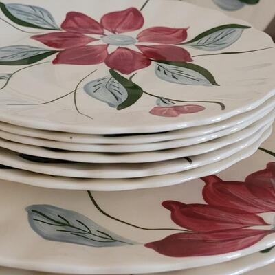 Lot 155: Blue Ridge Handpainted Poinsettia China Set