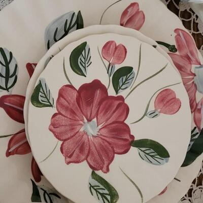 Lot 155: Blue Ridge Handpainted Poinsettia China Set