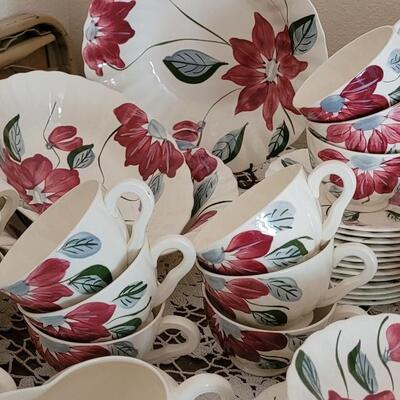 Lot 155: Blue Ridge Handpainted Poinsettia China Set