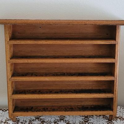 Lot 166: Antique Billard Balls Rack