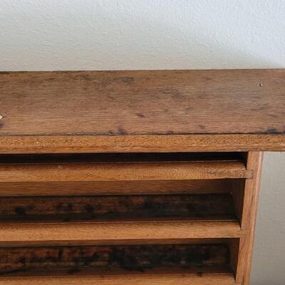 Lot 166: Antique Billard Balls Rack