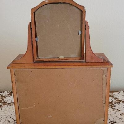 Lot 171: Vintage Painted Wood Jewelry Box